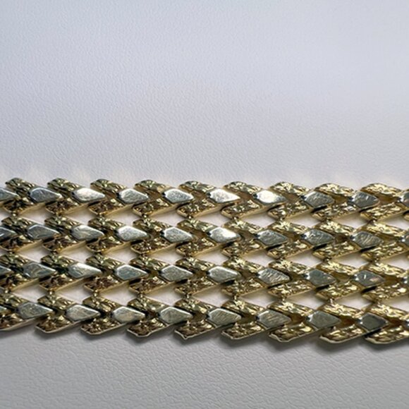 Italian 18kt 2-Tone, 4-Row, Open Style Bracelet - Picture 3 of 7